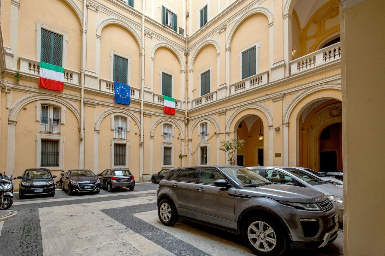 Mytale Apartment Luxury Torre Argentina Rome Exterior photo