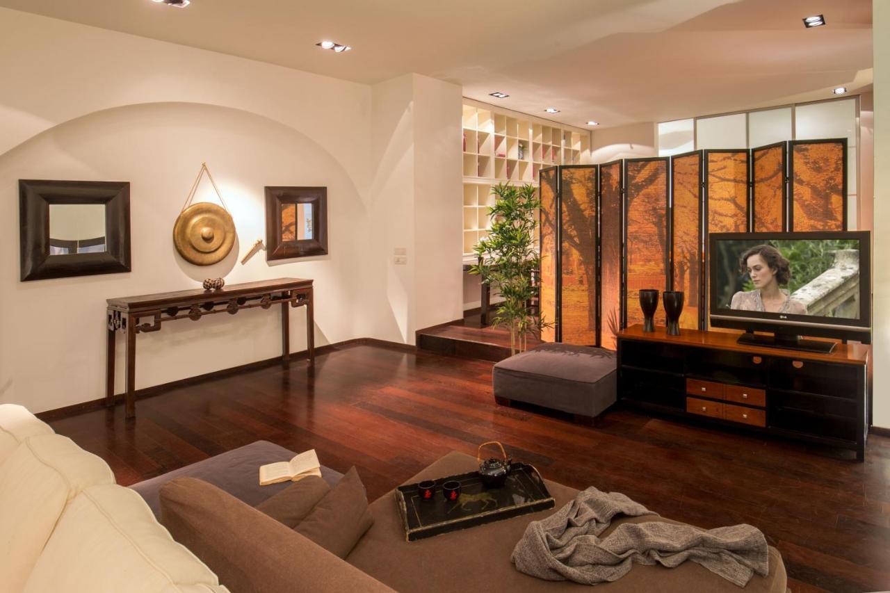 Mytale Apartment Luxury Torre Argentina Rome Exterior photo